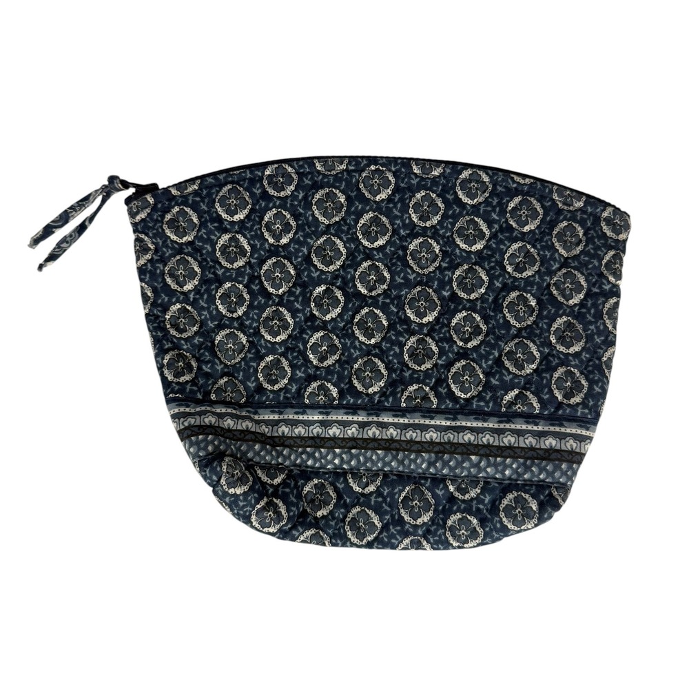 Vera Bradley Designs Navy Blue White Floral Quilted Cosmetic Makeup Bag Pouch